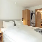 All-suite Inkl Aubad-eintritt Im Winter Und Im Sommer Inkl Lauchsee Eintritt Aparthotel Fieberbrunn