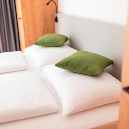Aparthotel All-suite Inklusive Gaestekarte & Lauchsee-eintritt