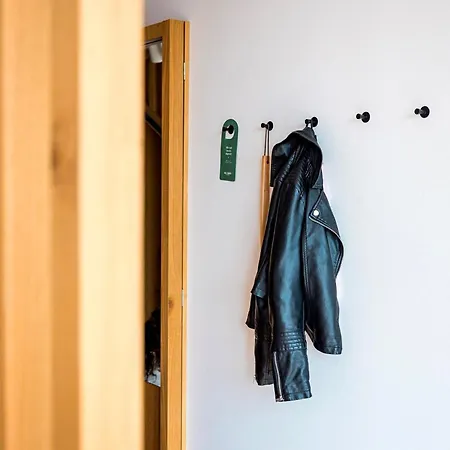 Aparthotel All-suite Inklusive Gaestekarte & Lauchsee-eintritt 4*