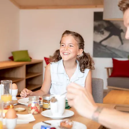 All-suite Inklusive Gaestekarte & Lauchsee-eintritt 4*
